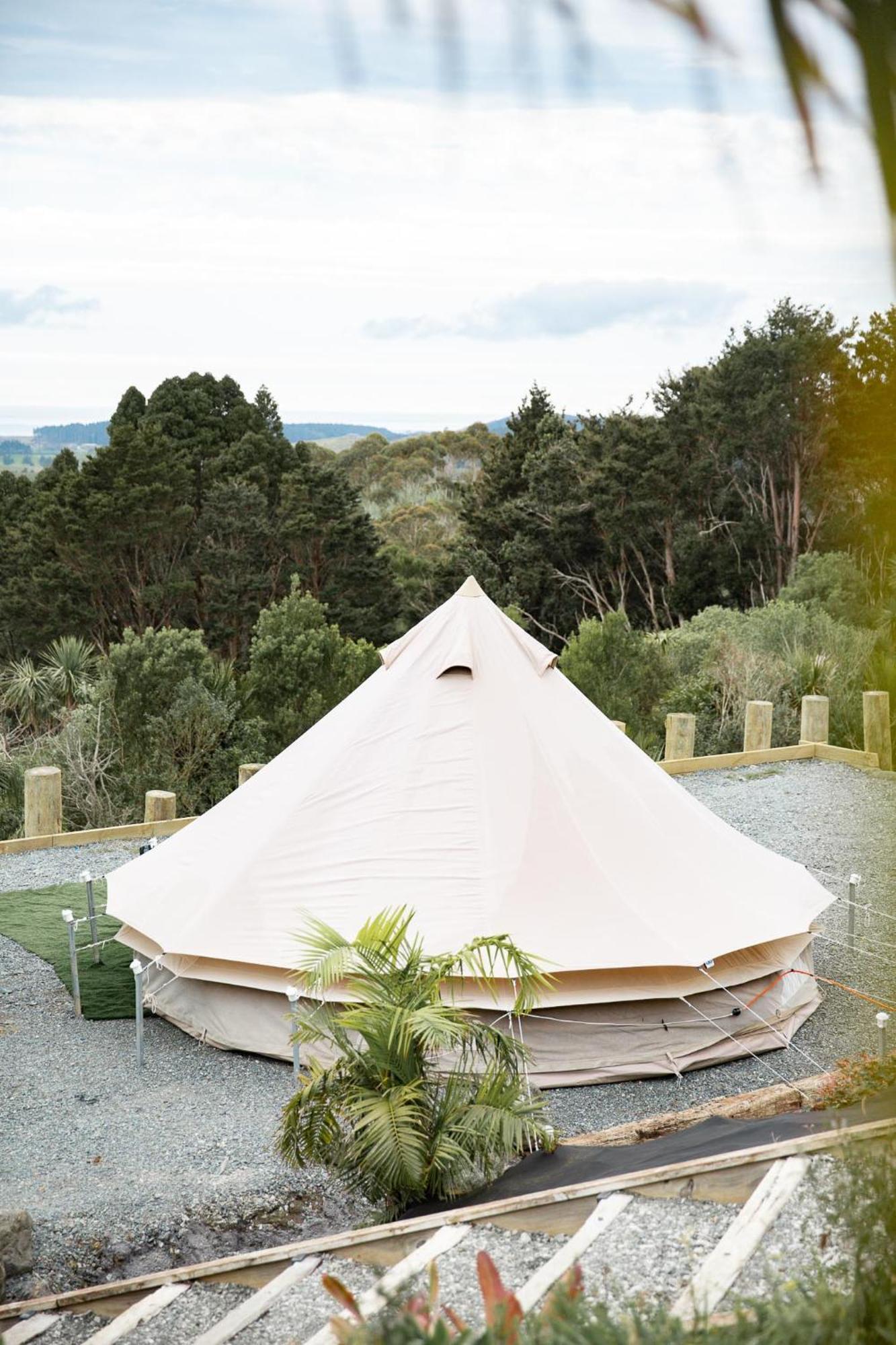 Готель Aotearoa Surf Eco Pods Te Arai Екстер'єр фото