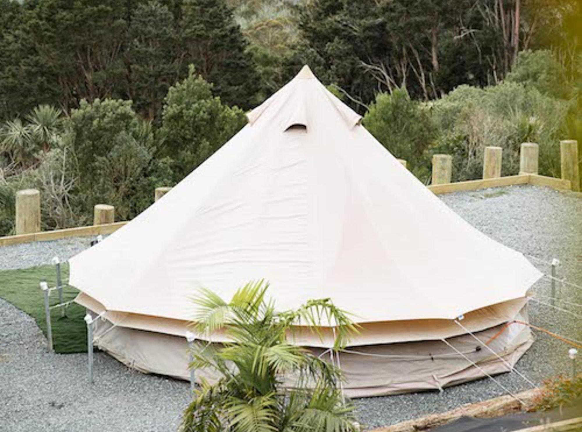 Готель Aotearoa Surf Eco Pods Te Arai Екстер'єр фото